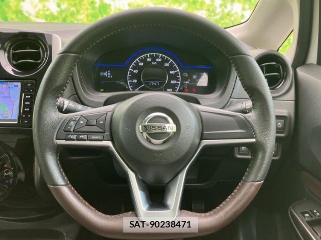 Nissan NOTE 2017-08 8754440-15