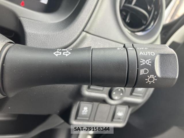 Nissan NOTE 2017-11 8754560-14