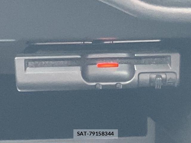Nissan NOTE 2017-11 8754560-17