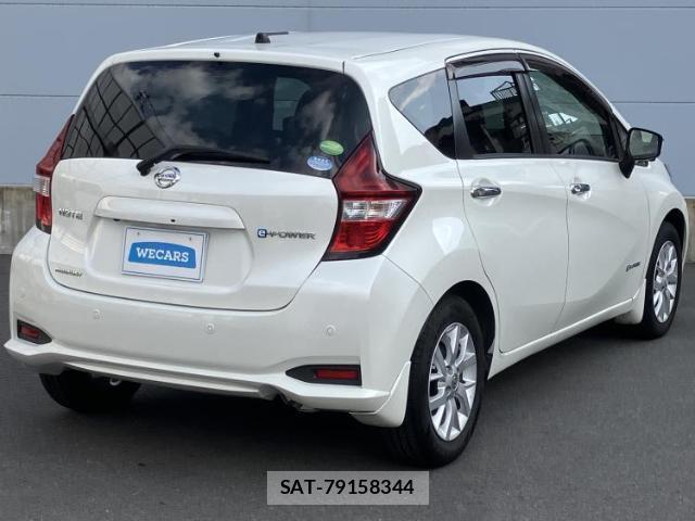 Nissan NOTE 2017-11 8754560-2