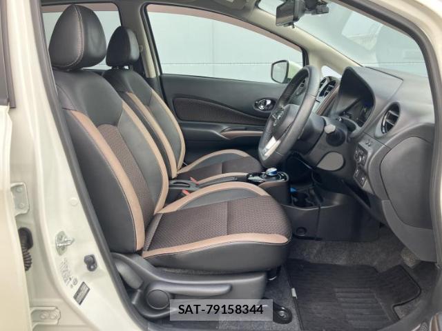 Nissan NOTE 2017-11 8754560-4