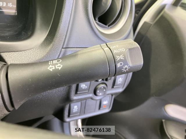Nissan NOTE 2017-11 8754648-16