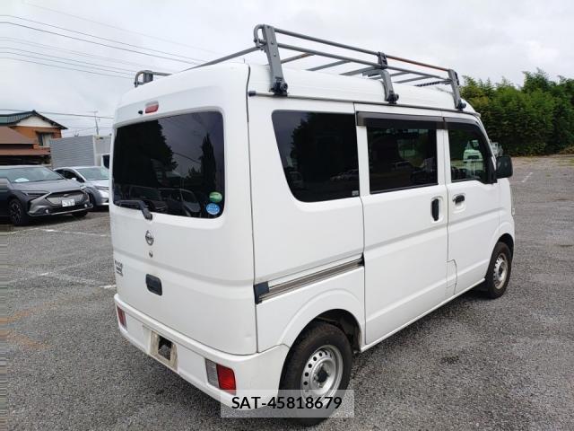 Nissan CLIPPER VAN 2018-08 8752635-2