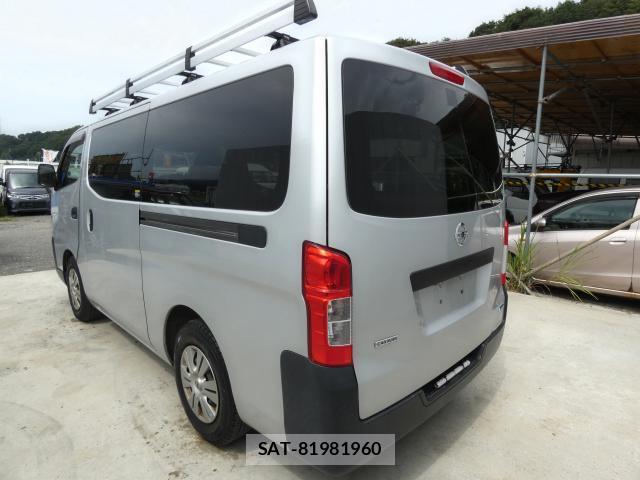 Nissan NV350 Caravan 2015-11 8752429-1