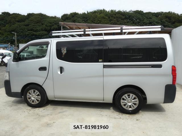 Nissan NV350 Caravan 2015-11 8752429-12
