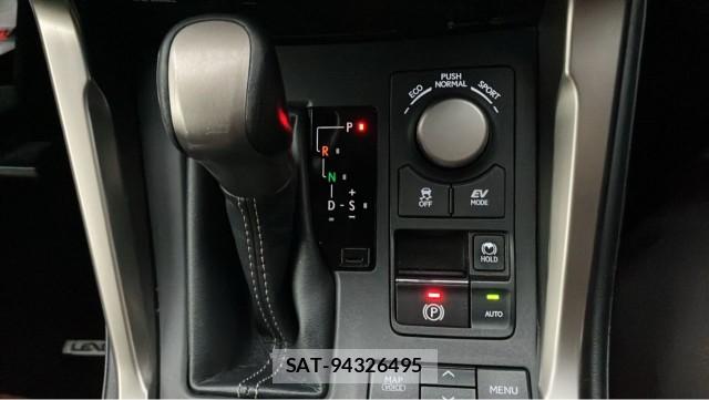 Lexus NX 2015-09 8753657-14