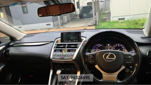 Lexus NX 2015-09 8753657-2