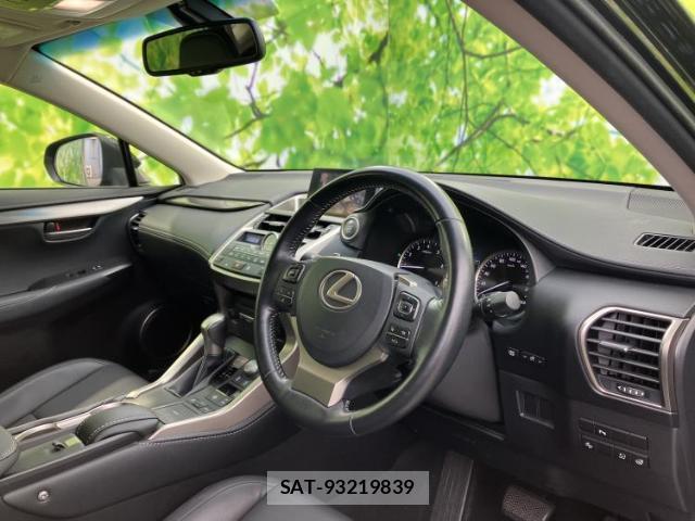 Lexus NX 2016-07 8754470-3