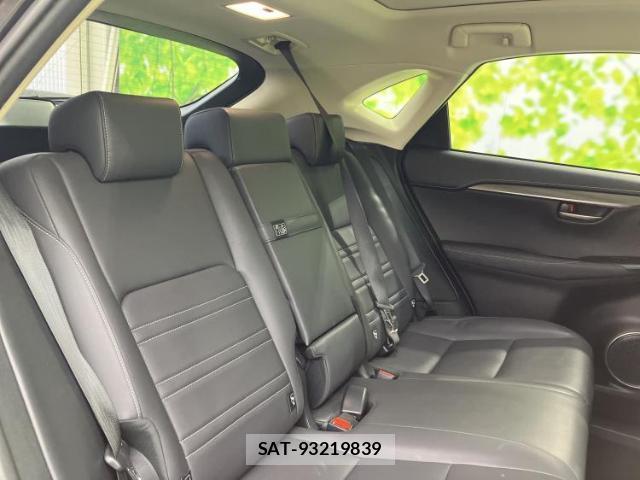 Lexus NX 2016-07 8754470-4