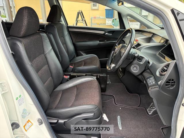 Honda ODYSSEY 2004-01 8752568-12