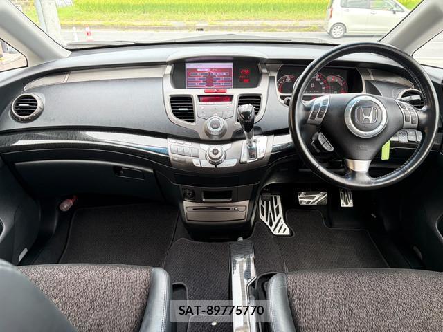 Honda ODYSSEY 2004-01 8752568-2