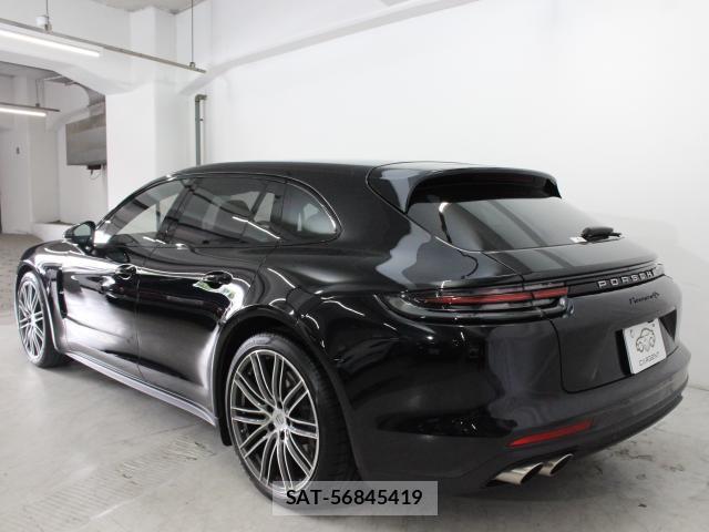 Porsche PANAMERA 2018-01 8753848-6