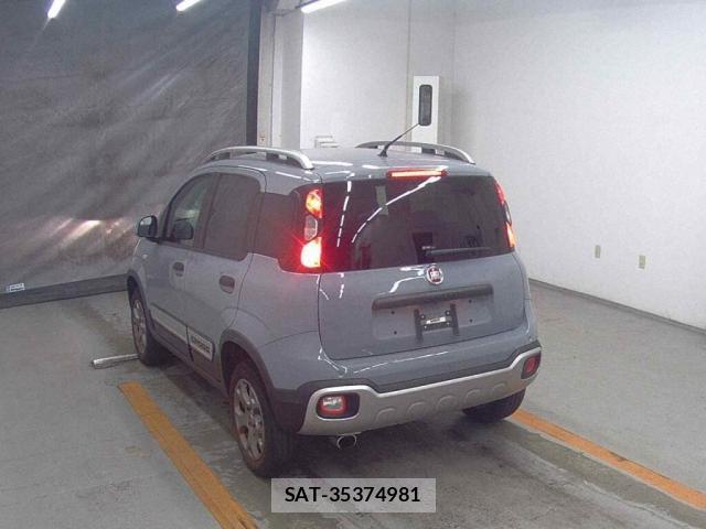 Fiat PANDA 2021-08 8754163-1