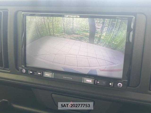 Toyota PASSO 2018-05 8752977-3