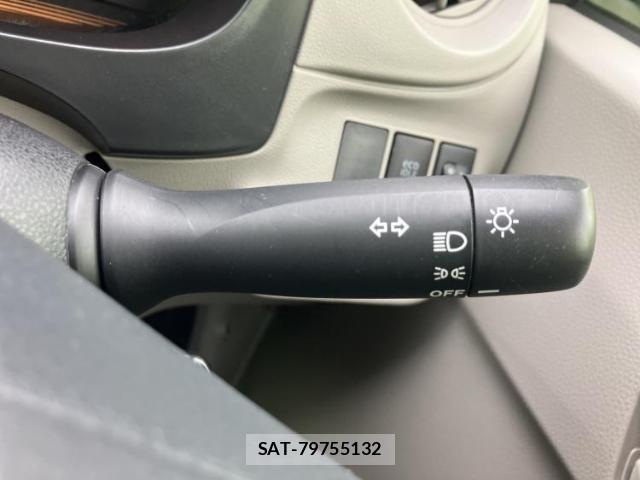 Toyota PIXIS EPOCH 2016-02 8754544-11