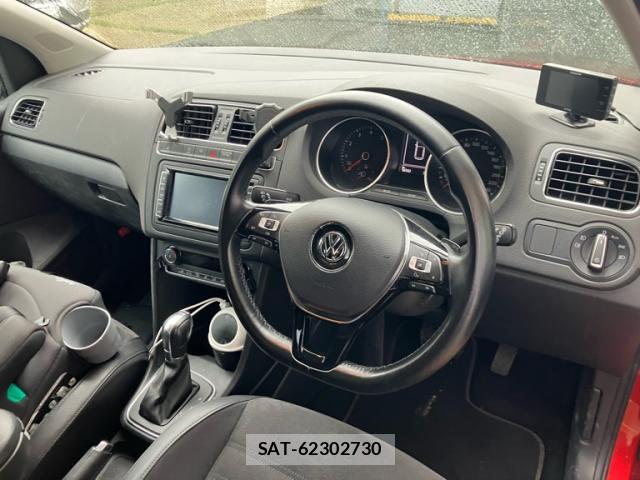 VolksWagen POLO 2017-11 8754218-14