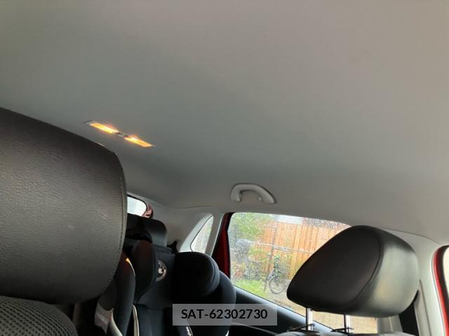 VolksWagen POLO 2017-11 8754218-16