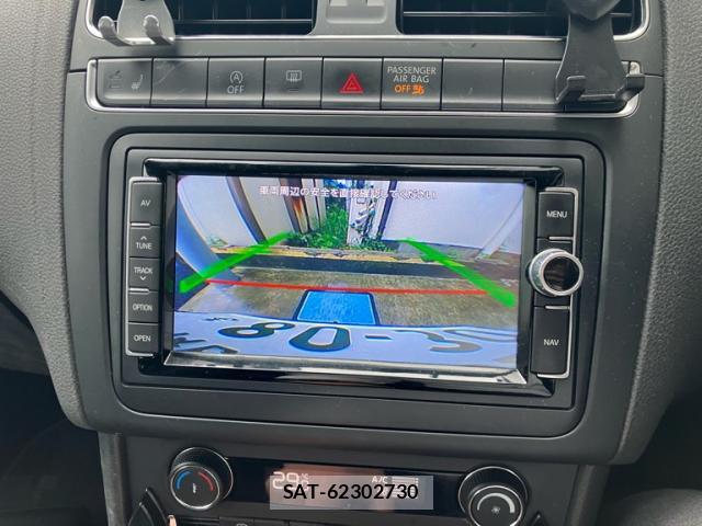 VolksWagen POLO 2017-11 8754218-19