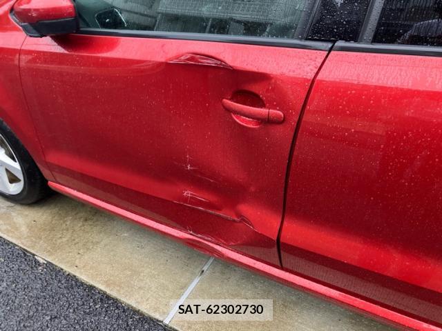 VolksWagen POLO 2017-11 8754218-4