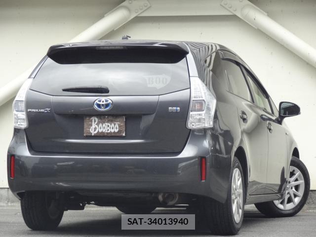 Toyota PRIUS ALPHA 2012-04 8753418-1