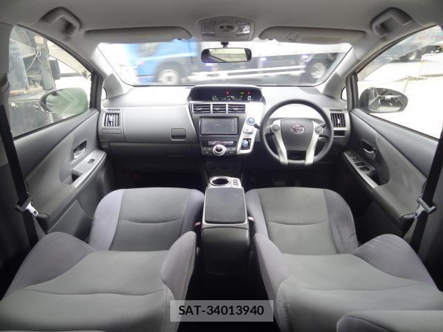 Toyota PRIUS ALPHA 2012-04 8753418-2