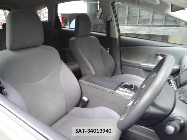 Toyota PRIUS ALPHA 2012-04 8753418-3
