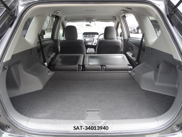 Toyota PRIUS ALPHA 2012-04 8753418-4
