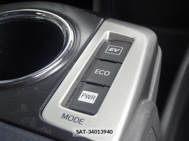 Toyota PRIUS ALPHA 2012-04 8753418-7