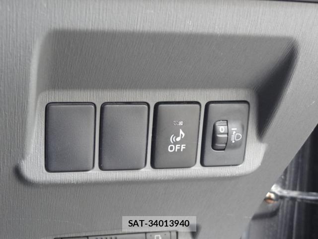 Toyota PRIUS ALPHA 2012-04 8753418-8