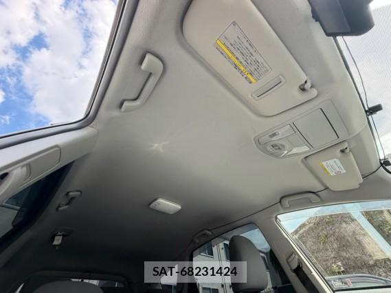 Toyota PRIUS ALPHA 2011-10 8753625-14