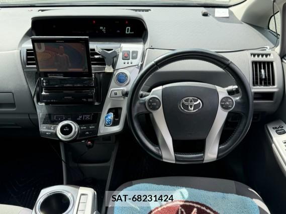 Toyota PRIUS ALPHA 2011-10 8753625-15