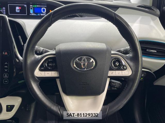 Toyota PRIUS PHV 2018-03 8752712-10
