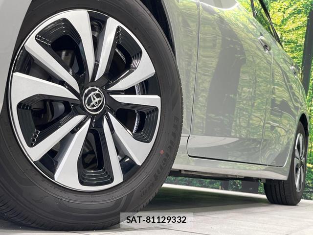 Toyota PRIUS PHV 2018-03 8752712-12