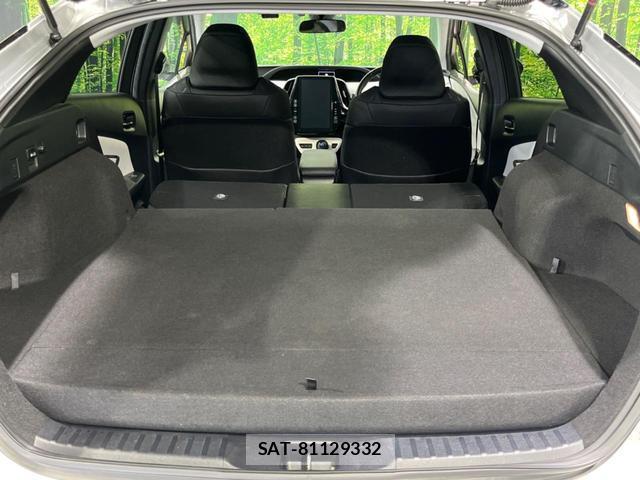 Toyota PRIUS PHV 2018-03 8752712-9