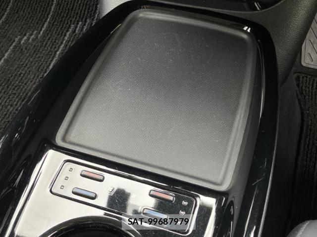 Toyota PRIUS 2020-11 8752222-15