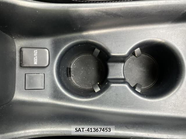 Toyota PRIUS 2019-05 8752440-10