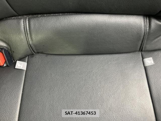 Toyota PRIUS 2019-05 8752440-14