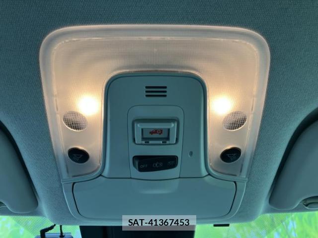 Toyota PRIUS 2019-05 8752440-16
