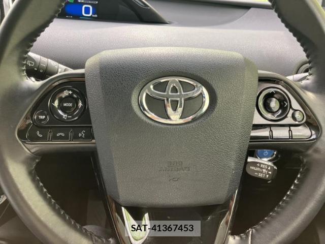 Toyota PRIUS 2019-05 8752440-17