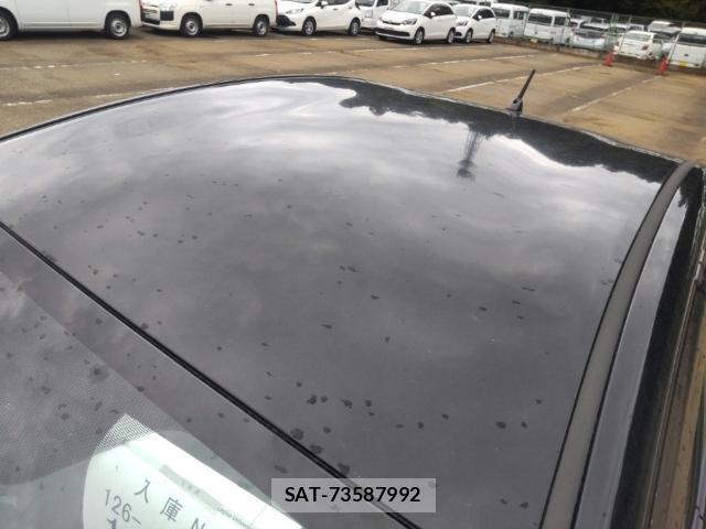 Toyota PRIUS 2014-08 8752590-6