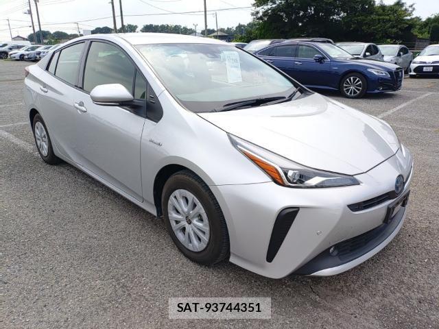 Toyota PRIUS 2019-09 8752653-3