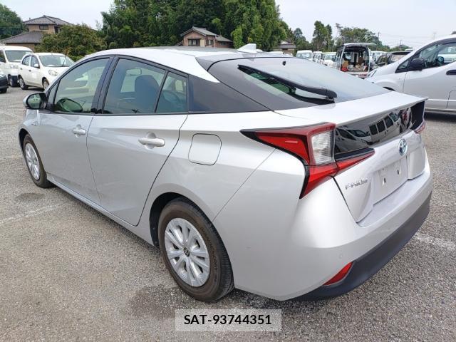 Toyota PRIUS 2019-09 8752653-5