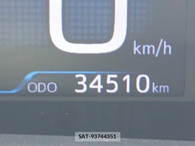 Toyota PRIUS 2019-09 8752653-9