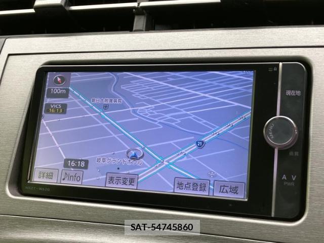 Toyota PRIUS 2013-08 8752780-8