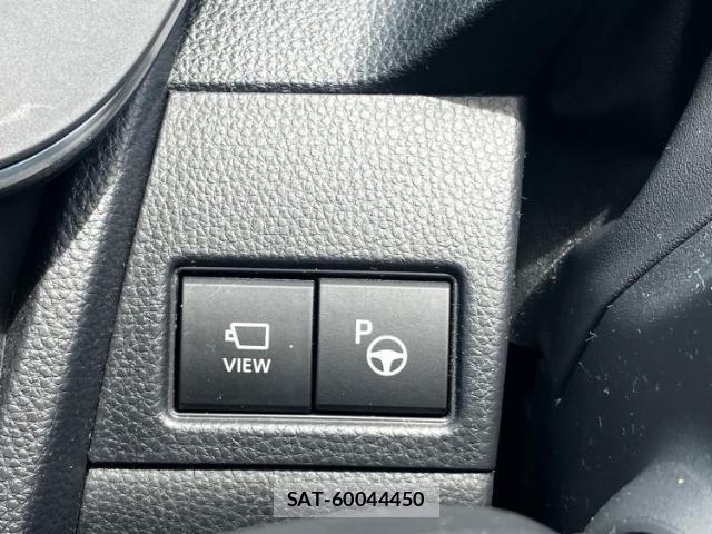 Toyota PRIUS 2024-06 8752786-15