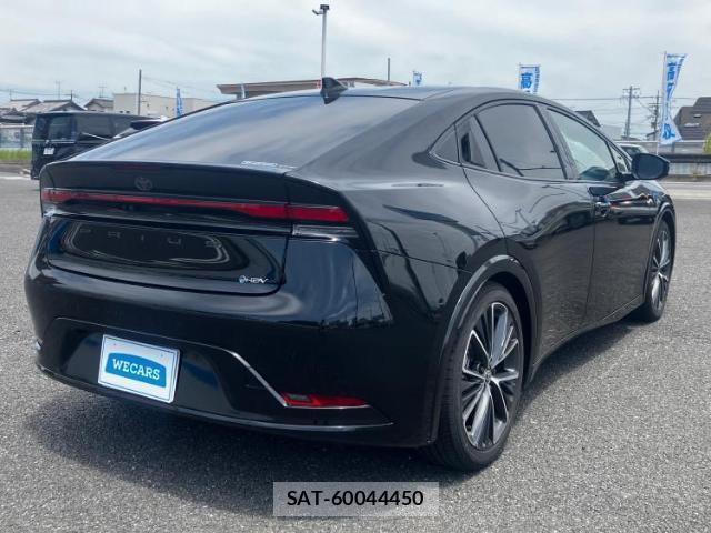 Toyota PRIUS 2024-06 8752786-2