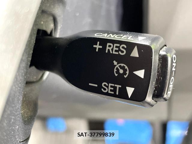 Toyota PRIUS 2009-07 8752929-4
