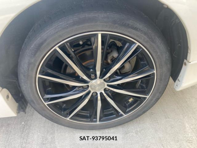 Toyota PRIUS 2014-03 8753031-3
