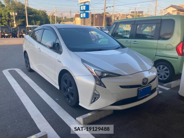 Toyota PRIUS 2016-09 8753037-0