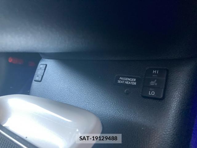 Toyota PRIUS 2016-09 8753037-15